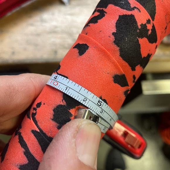 Prince Approach tennis Racquet 27 inc 
With new fashion grip - Picture 7 of 12